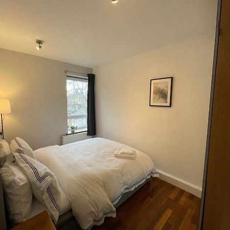 Spacious Flat Opposite The Oval Leilighet London Eksteriør bilde